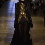 00049-alexander-mcqueen-fall-2025-ready-to-wear-credit-gorunway-678x1017-1